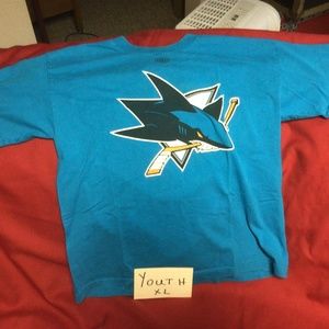 NHL San Jose Sharks tshirt
